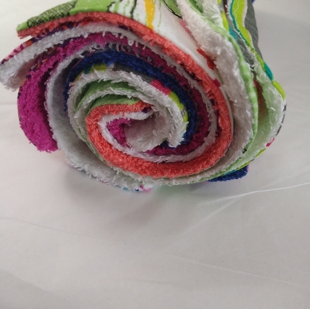 HOMEMADE unpaper towels. 8 pack different designs, different color backs.10"X10"